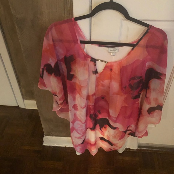 Women’s Plus Size Clothing - Picture 2 of 8